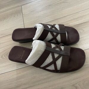 Mootsies Tootsies Womens Brown Cross Strap Wedge Sandals Size 9 1/2 M‎